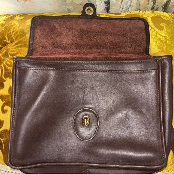 Coach Willis #9927 Mahogany Brown Leather Bag Vintage Brass/Gold Hardware - Picture 5 of 9